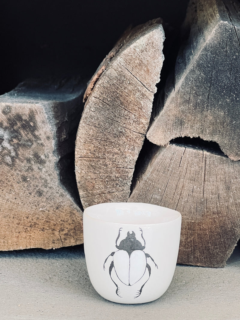 Tasse à ristretto Beetle-TASSE À RISTRETTO-Three Seven Paris- Ceramic Plates, Platters, Bowls, Coffee Cups. Animal Designs, Zebra, Flamingo, Elephant. Graphic Designs and more.