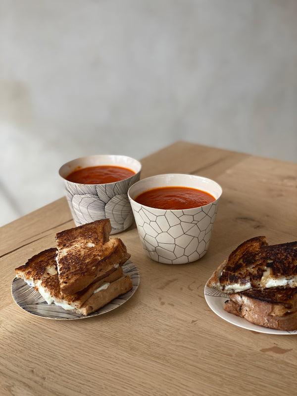 SOUPE DE TOMATE ET GRILLED CHEESE SANDWICHES