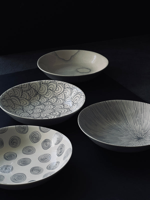 Coffret Assiettes creuses-COFFRET-Three Seven Paris- Ceramic Plates, Platters, Bowls, Coffee Cups. Animal Designs, Zebra, Flamingo, Elephant. Graphic Designs and more.