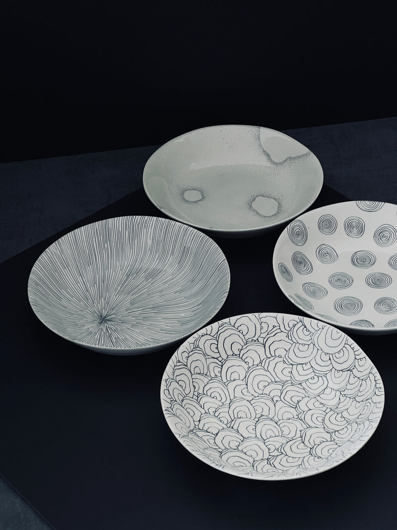 Coffret Assiettes creuses-COFFRET-Three Seven Paris- Ceramic Plates, Platters, Bowls, Coffee Cups. Animal Designs, Zebra, Flamingo, Elephant. Graphic Designs and more.