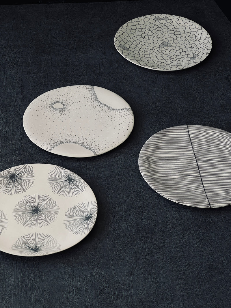Coffret Assiettes à dessert-COFFRET-Three Seven Paris- Ceramic Plates, Platters, Bowls, Coffee Cups. Animal Designs, Zebra, Flamingo, Elephant. Graphic Designs and more.