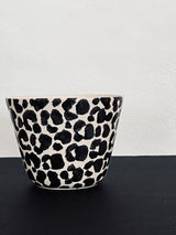 Grande tasse à thé leopard print L-TASSE À THÉ-Three Seven Paris- Ceramic Plates, Platters, Bowls, Coffee Cups. Animal Designs, Zebra, Flamingo, Elephant. Graphic Designs and more.