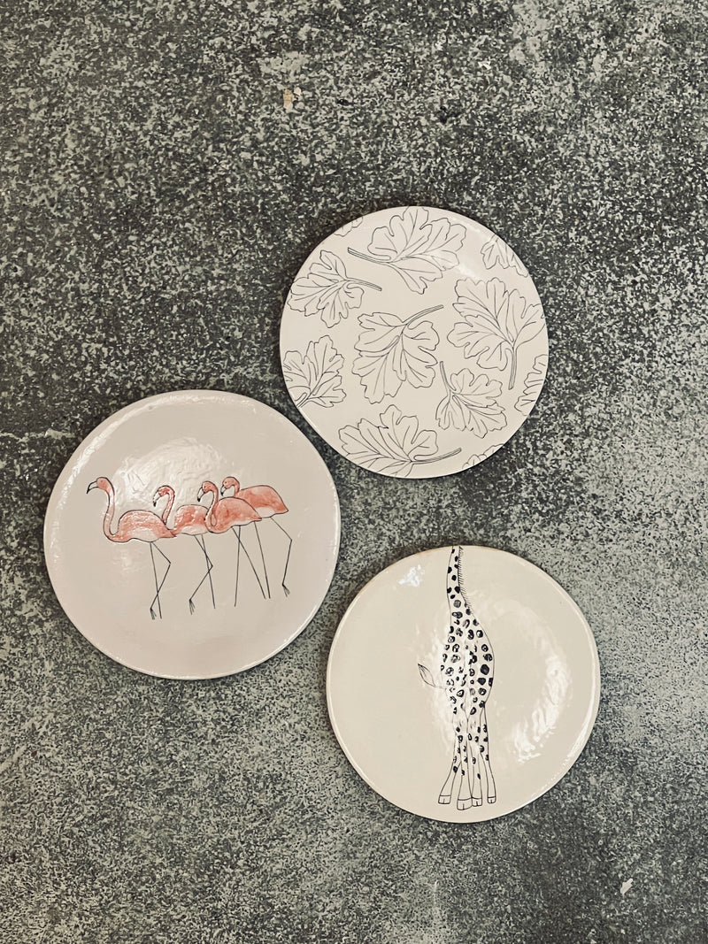 DS 127-ASSIETTE À DESSERT-Three Seven Paris- Ceramic Plates, Platters, Bowls, Coffee Cups. Animal Designs, Zebra, Flamingo, Elephant. Graphic Designs and more.