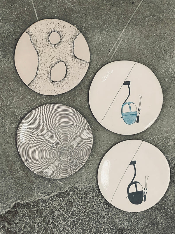 DS 122-ASSIETTE À DESSERT-Three Seven Paris- Ceramic Plates, Platters, Bowls, Coffee Cups. Animal Designs, Zebra, Flamingo, Elephant. Graphic Designs and more.