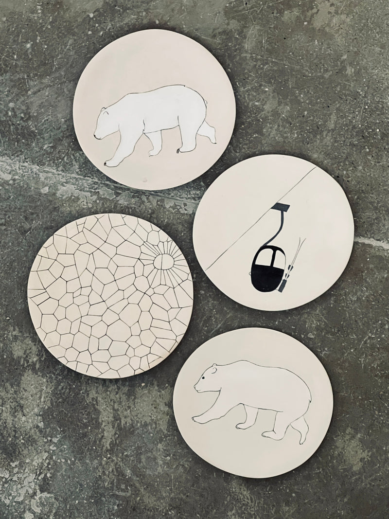 DS 134-ASSIETTE À DESSERT-Three Seven Paris- Ceramic Plates, Platters, Bowls, Coffee Cups. Animal Designs, Zebra, Flamingo, Elephant. Graphic Designs and more.