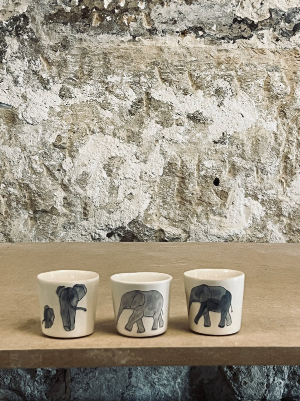 DS 147-TASSE A ESPRESSO-Three Seven Paris- Ceramic Plates, Platters, Bowls, Coffee Cups. Animal Designs, Zebra, Flamingo, Elephant. Graphic Designs and more.