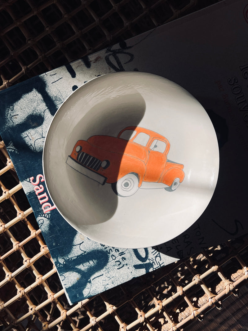 Assiette creuse Truck Chevrolet-ASSIETTE CREUSE-Three Seven Paris- Ceramic Plates, Platters, Bowls, Coffee Cups. Animal Designs, Zebra, Flamingo, Elephant. Graphic Designs and more.