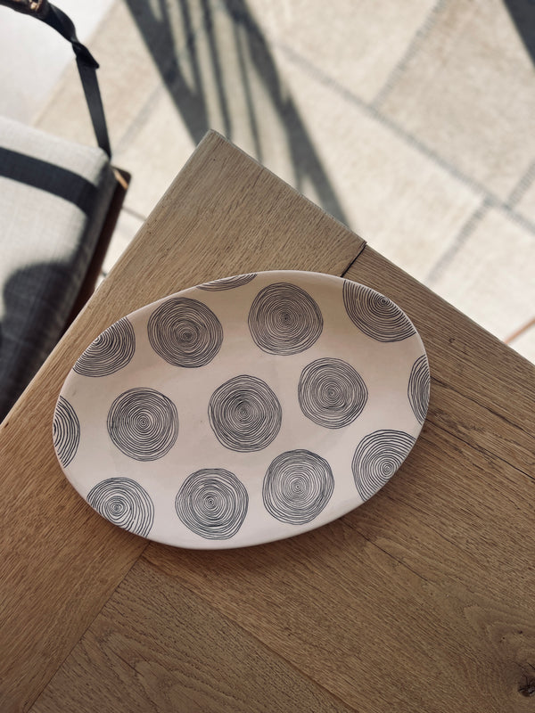 Petit plat de service Cercle Medium-PETIT PLAT DE SERVICE-Three Seven Paris- Ceramic Plates, Platters, Bowls, Coffee Cups. Animal Designs, Zebra, Flamingo, Elephant. Graphic Designs and more.