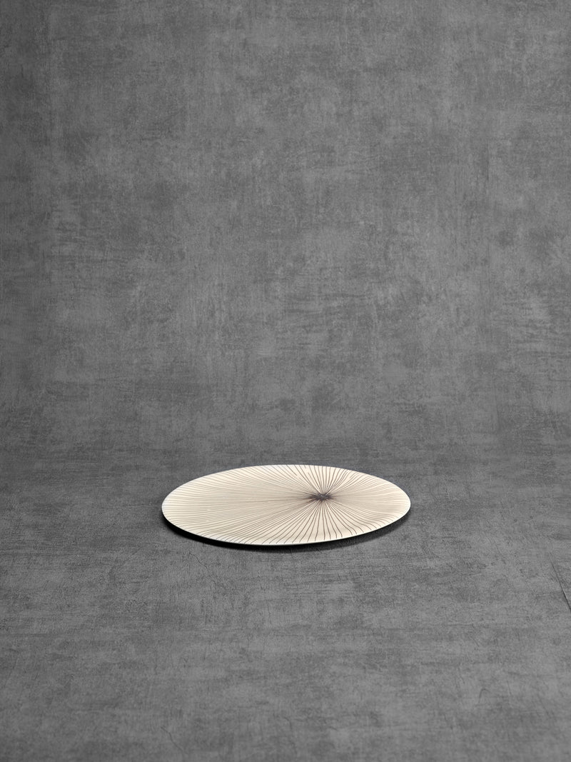 Assiette principale Porcupine Large-ASSIETTE PRINCIPALE-Three Seven Paris- Ceramic Plates, Platters, Bowls, Coffee Cups. Animal Designs, Zebra, Flamingo, Elephant. Graphic Designs and more.
