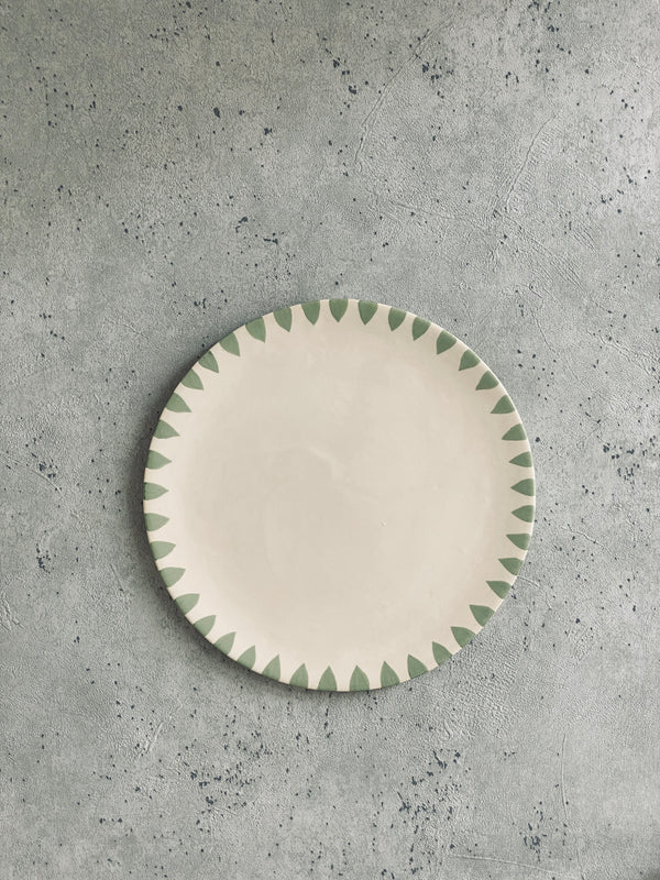 Assiette Principale Keys Vert-ASSIETTE PRINCIPALE-Three Seven Paris- Ceramic Plates, Platters, Bowls, Coffee Cups. Animal Designs, Zebra, Flamingo, Elephant. Graphic Designs and more.