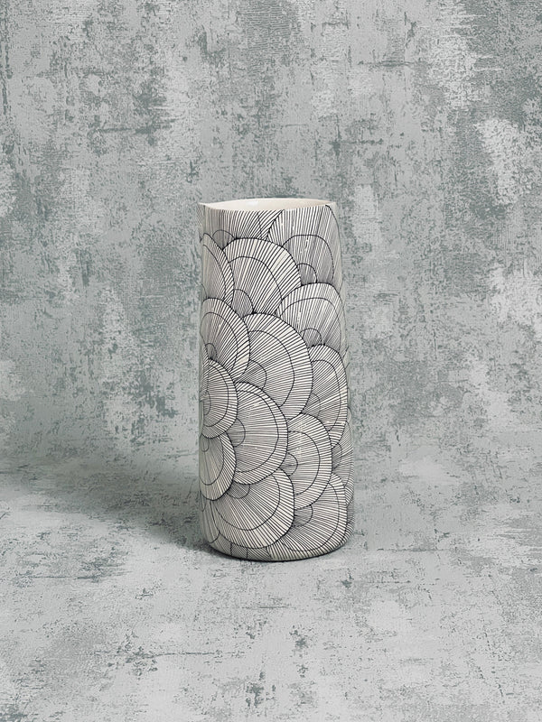 Vase haut Flowers 3-VASE HAUT-Three Seven Paris- Ceramic Plates, Platters, Bowls, Coffee Cups. Animal Designs, Zebra, Flamingo, Elephant. Graphic Designs and more.