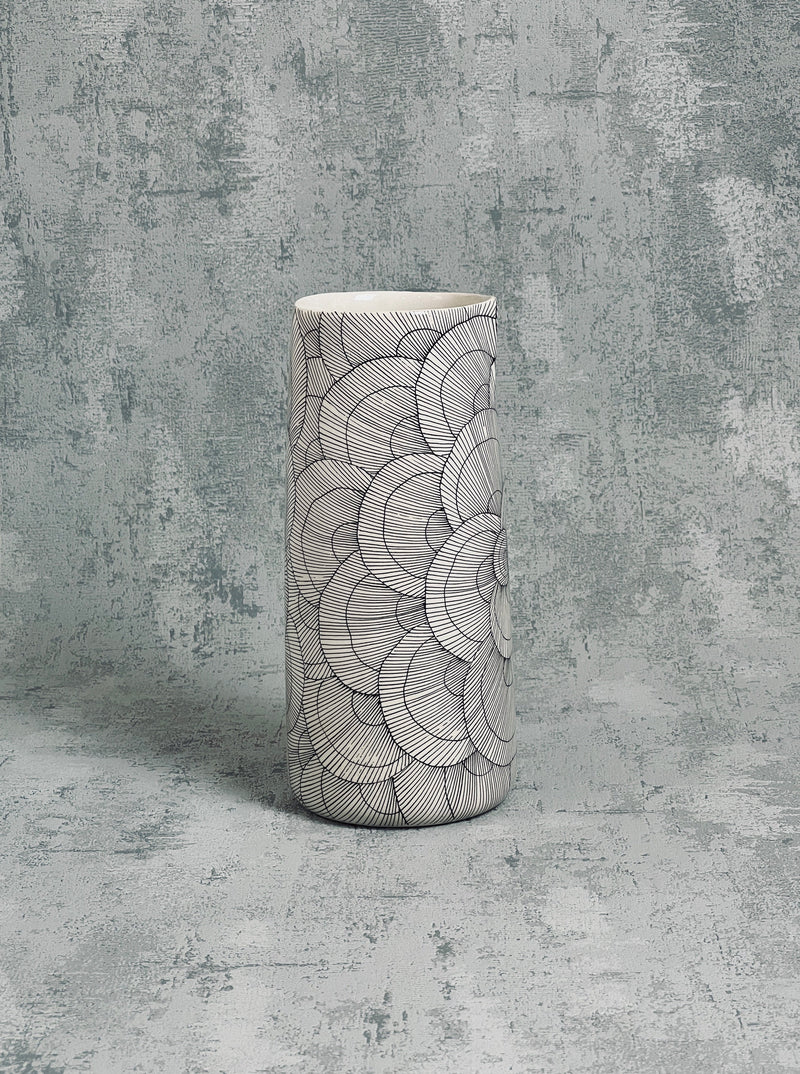 Vase haut Flowers 3-VASE HAUT-Three Seven Paris- Ceramic Plates, Platters, Bowls, Coffee Cups. Animal Designs, Zebra, Flamingo, Elephant. Graphic Designs and more.