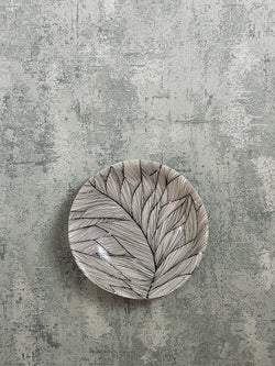 Assiette creuse Leaf-ASSIETTE CREUSE-Three Seven Paris- Ceramic Plates, Platters, Bowls, Coffee Cups. Animal Designs, Zebra, Flamingo, Elephant. Graphic Designs and more.
