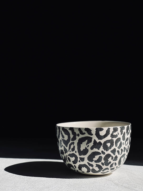 Noodles Léopard Print Large-NOODLES-Three Seven Paris- Ceramic Plates, Platters, Bowls, Coffee Cups. Animal Designs, Zebra, Flamingo, Elephant. Graphic Designs and more.