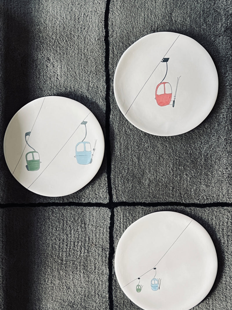 Assiette principale Ski Lift Simple Rouge-ASSIETTE PRINCIPALE-Three Seven Paris- Ceramic Plates, Platters, Bowls, Coffee Cups. Animal Designs, Zebra, Flamingo, Elephant. Graphic Designs and more.